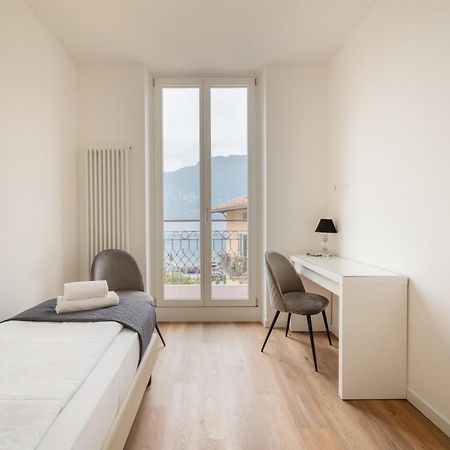 Garda Living Apartments Torbole トルボレ エクステリア 写真