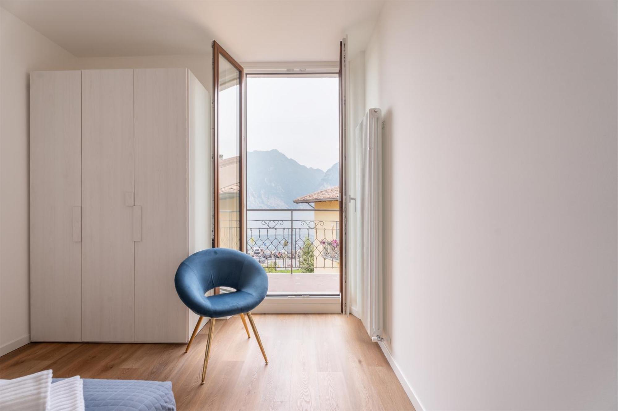 Garda Living Apartments Torbole トルボレ エクステリア 写真