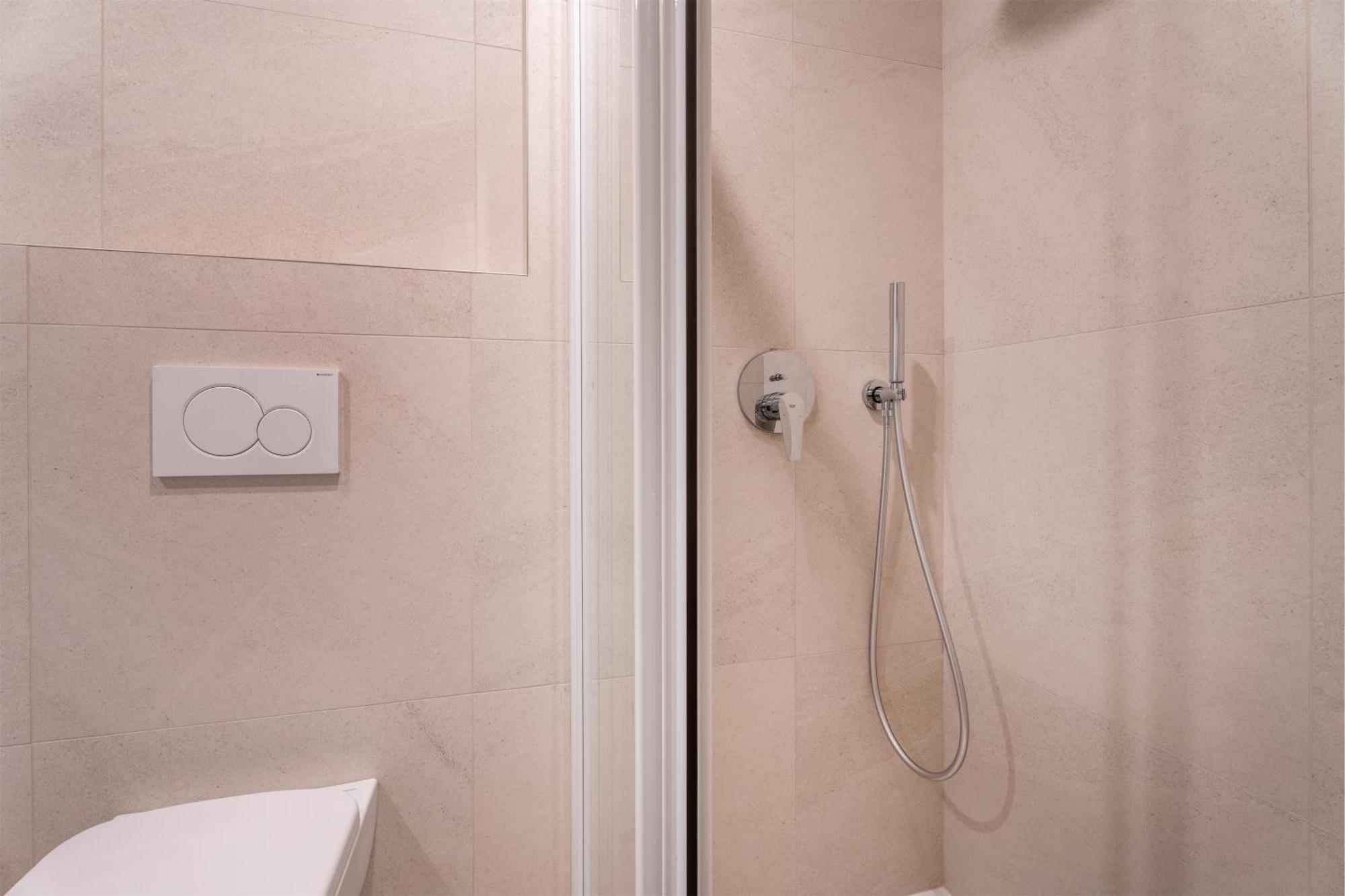 Garda Living Apartments Torbole トルボレ エクステリア 写真